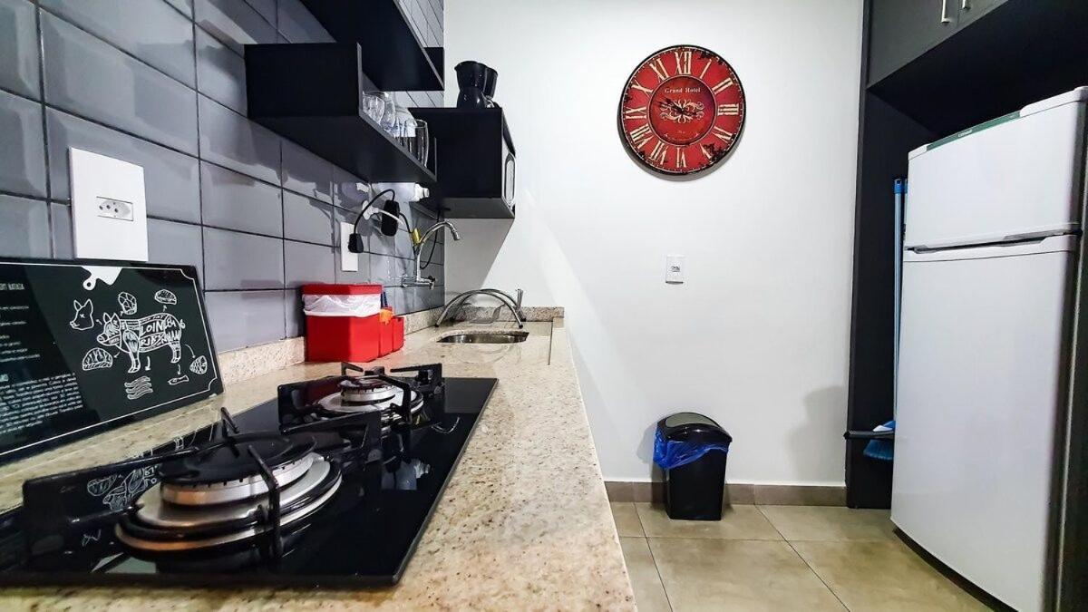 Infinite-Wifi-Garagem-Self Check-In-Pet Friendly Apartment ฮิเบเราเปรโต ภายนอก รูปภาพ
